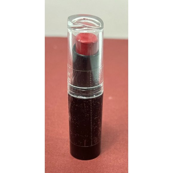 Wet n Wild - Megalast - Lip Color - Matte Lipstick - 905C Smokin' Hot Pink - Picture 5 of 8